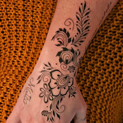 BeeColor Ink, Tatoueur à Saint-Urbain