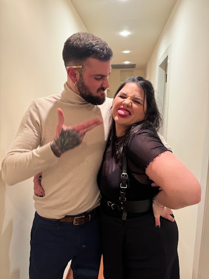 Madmonkey Tattoo & Piercing, Tatoueur à Pont-Audemer