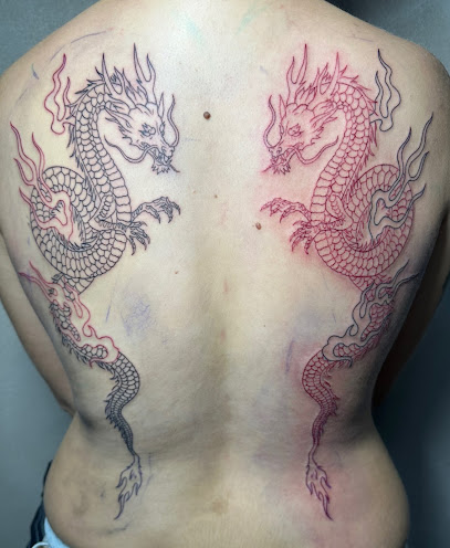 Howlina Sang D'ancre Tattoo, Tatoueur à Schweighouse-sur-Moder
