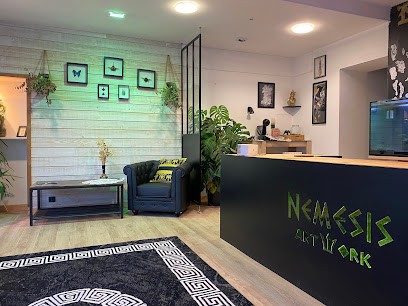 Némésis Art-Work, Tatoueur à Pont-l'Abbé