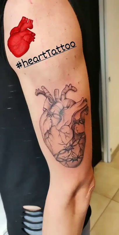 Aiguilles Fines Tattoo studio by Marl'N- Piercing, Tatoueur à Moussy-le-Neuf