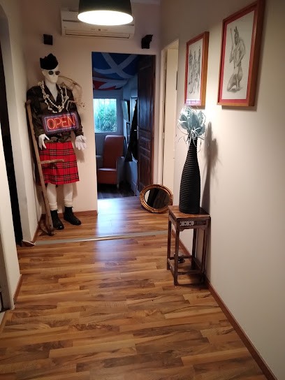 Scottish Tattoo Lounge, Tatoueur à Trets