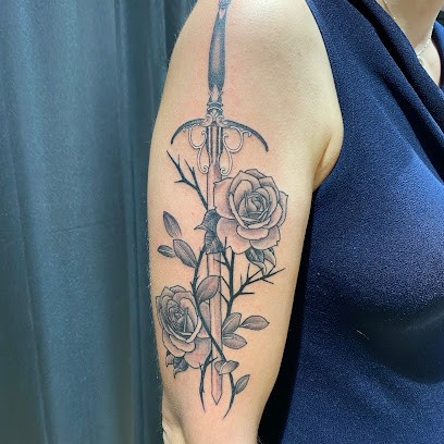The Road Tattoo Piercing, Tatoueur à Surgères