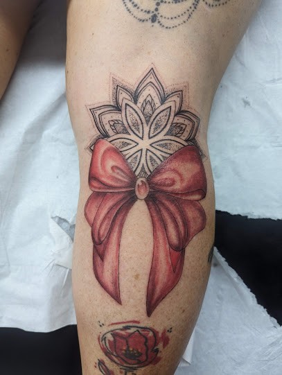 KH TATTOO, Tatoueur à Montluel