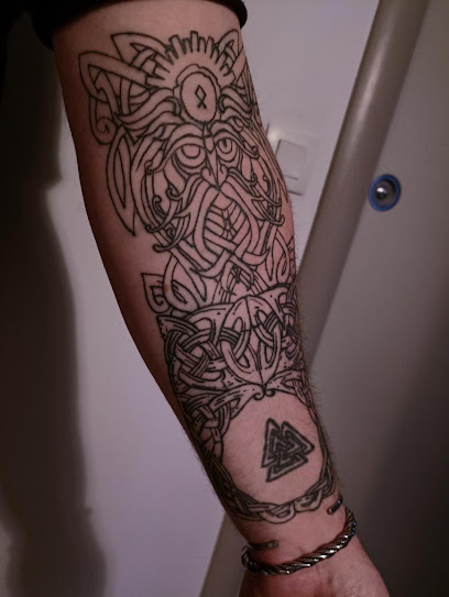 Bulle Grise, Tatoueur à Quimper