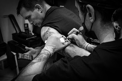 Bodyart Tattoo, Tatoueur à Siros