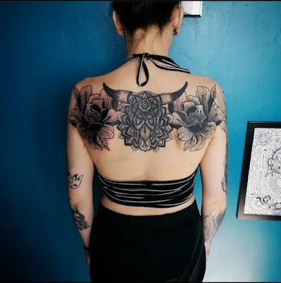 Nevrose Tattoo, Tatoueur à Epagny Metz-Tessy
