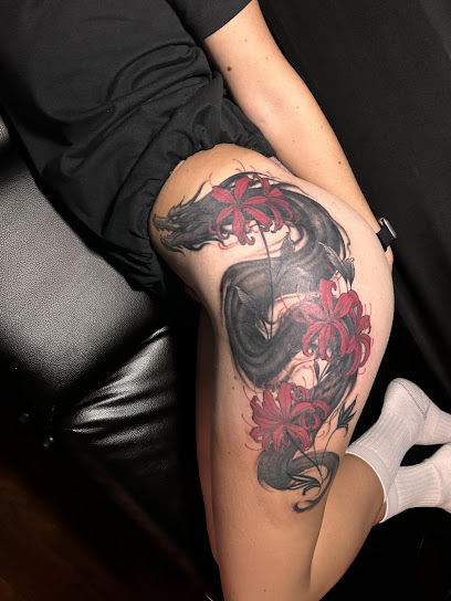 L'exutoire Tattoo/Piercing, Tatoueur à Toulon