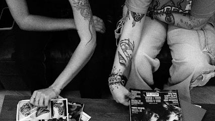 Goldnart, Tatoueur à la Valgelon-La Rochette