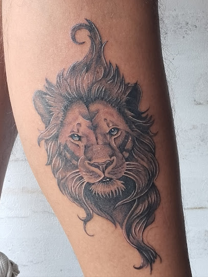 Olmtattoo, Tatoueur à Ajaccio