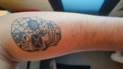 Daidy's Tattoo Studio, Tatoueur à Saint-Gély-du-Fesc