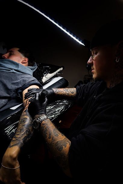 Le Vilain Tattoo, Tatoueur à Bordeaux