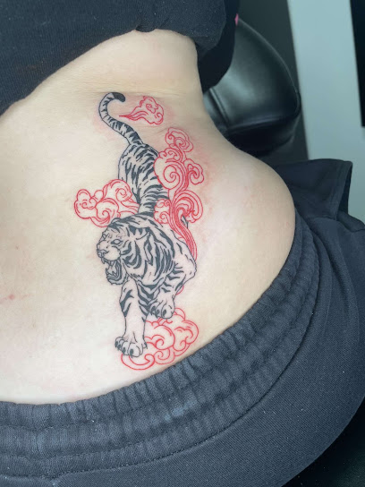 Monkey D. Ink, Tatoueur à Hubersent