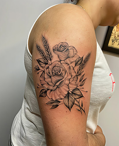 Vittoriatattoo Shop, Tatoueur à Aubusson