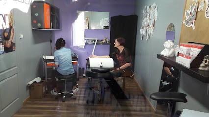 PARADISE INK Tattoo Shop, Tatoueur à Redessan