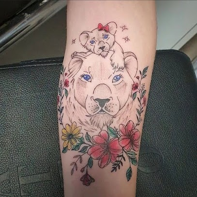 Lady Robin'K, Tatoueur à Saulcy-sur-Meurthe