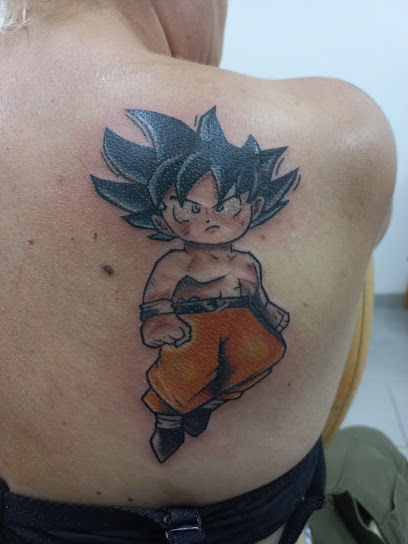 Loopytatoo.dan, Tatoueur à Mareuil-sur-Lay-Dissais