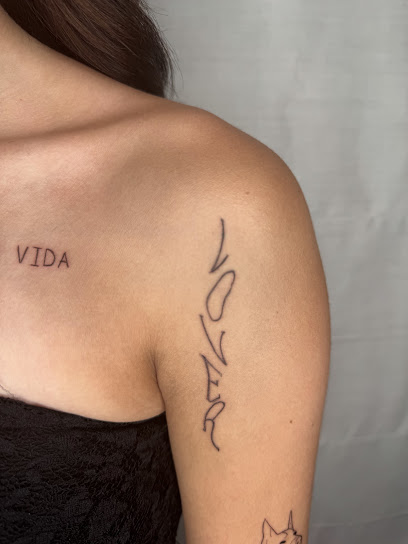 Julian Tattoo Tatoueur à Anglet